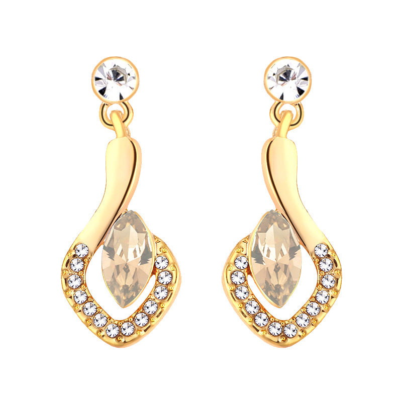 Diamond-shaped Horse Eye Crystal Stud Earrings Fashion All-match